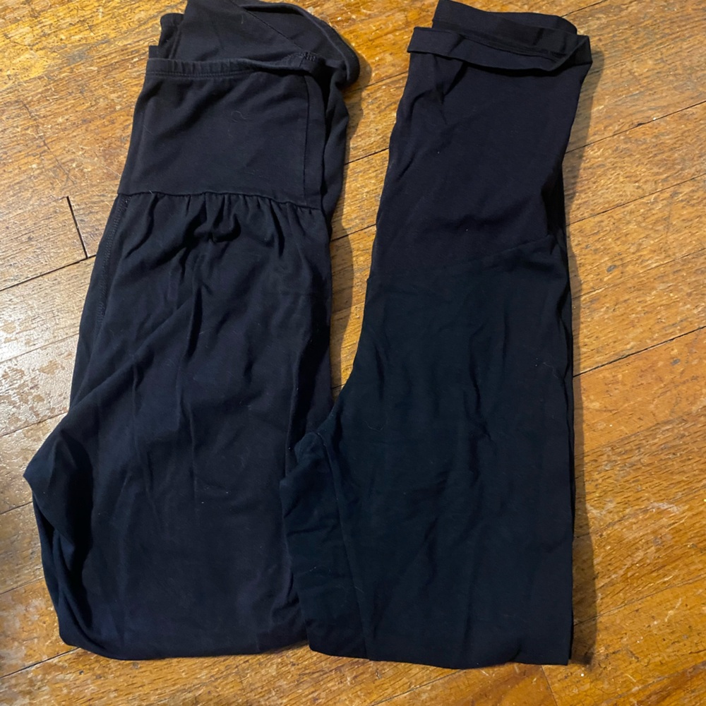 2 Pairs of Black maternity leggings